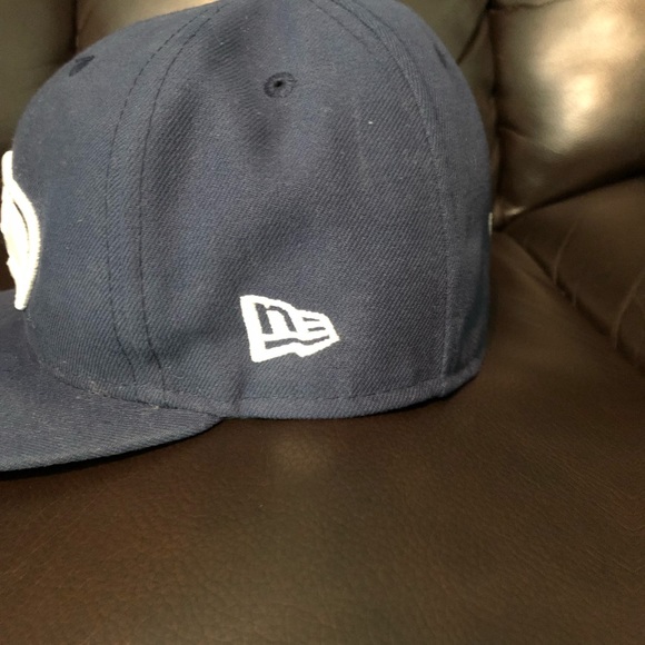 Seahawks Hat - Picture 4 of 5